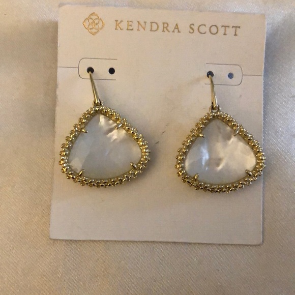 Kendra Scott Framed Kendall Drop Earrings With Ivory Mother Of Pearl NWT - Picture 1 of 12